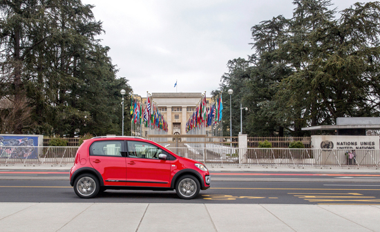 Vw UP! Cross 2013 Beifahrerseite Vw UP! Cross 2013 Beifahrerseite