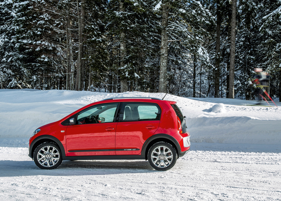 Vw UP! Cross 2013 Fahrerseite